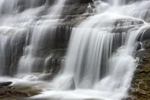 Time Exposure Waterfall Photography Drucke: Le Tre cascate waterfall in the forest