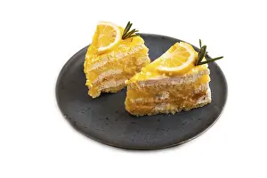 Lemon Cake Drucke: Lemon cake isolated on white background