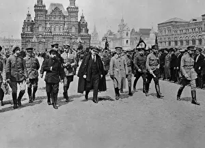 Russian Revolution Images Drucke: Lenin and Bolshevik functionaries on Red Square in Moscow