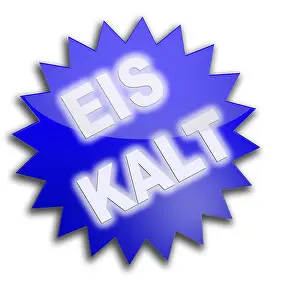Studio Shot Winter Scene Drucke: Lettering 'eiskalt', ice cold
Lettering 'eiskalt'
