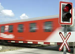 High Speed Train Drucke: Level crossing