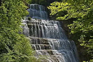Exterior View Of A Waterfall Drucke: L'Eventail waterfall