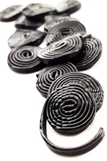 Studio Shot Confectionary Drucke: Licorice snails