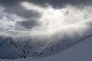 Uninhabited Nordic Scenery Drucke: Light atmosphere in the mountains