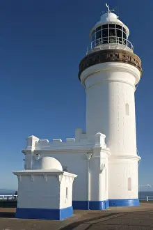 Blue Sky Lighthouse View Drucke: Lighthouse, architecture, design