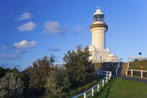 Byron Bay Lighthouse Drucke: Lighthouse, architecture, design