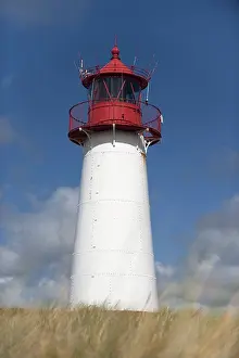 North Sea Island Drucke: Lighthouse with blue sky at Ellenbogen