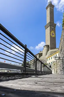 Drucke von Der Leuchtturm von Genua, genannt Lanterna, Symbol der italienischen Stadt Genua Drucke: Der Leuchtturm von Genua, genannt Lanterna.