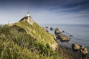 Nugget Point Lighthouse Drucke: Lighthouse at Nugget Point, The Catlins