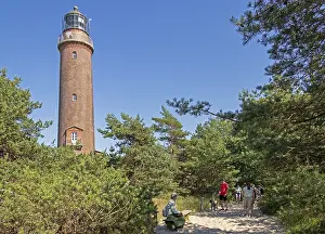 Lighthouse Germany Drucke: Lighthouse, way from the beach