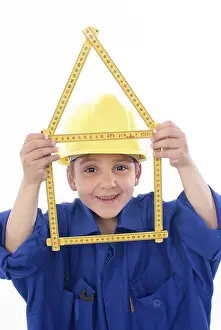 DIY Home Improvement Drucke: Little boy as construction worker