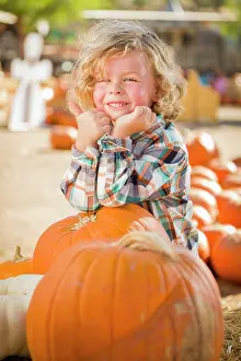 Pumpkin Patch Kids Drucke: Little Boy Standing in a Rustic Ranch Setting at the Pumpkin Patch