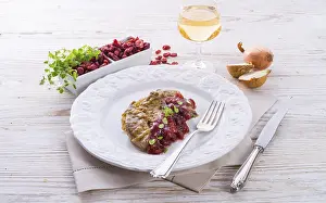 Eastern European Cuisine Drucke: Liver with Cranberries