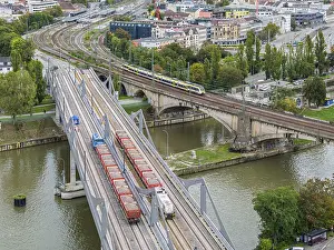 Stuttgart 21 Project Drucke: Load test on the Neckar Bridge