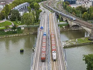 Stuttgart 21 Project Drucke: Load test on the Neckar Bridge