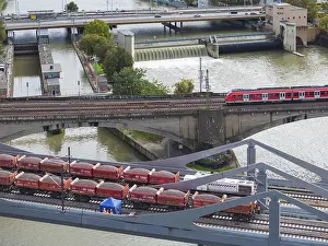 German Railway Infrastructure Drucke: Load test on the Neckar Bridge