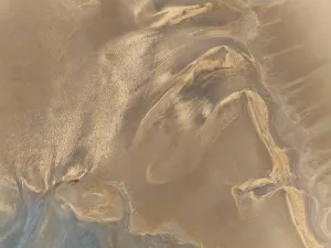 Namibia Nature Photography Drucke: Low tide patterns in the ground of the Walvis Bay Lagoon