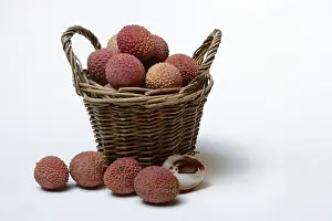 Nutritious Meal Ideas Drucke: Lychee, lychees in baskets