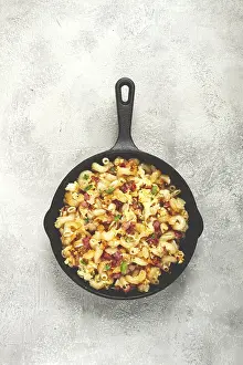 Cheesy Macaroni Recipe Drucke: Macaroni with cheese and bacon