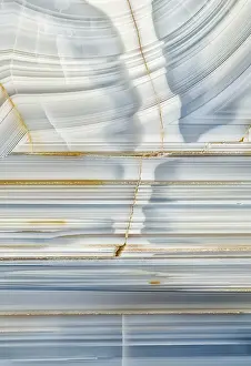 Crystal Formations Drucke: A macro photograph showcasing the striking linear patterns