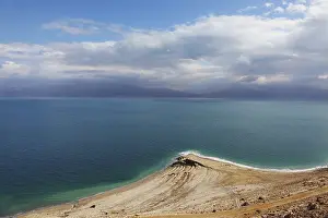 Deserted Salt Lake Landscape Drucke: Magic winter sunset on the Dead Sea