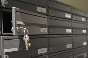 European Postal Service Drucke: Mailboxes in a residential complex