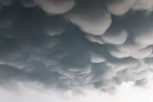 Cloudy Sky Europe Drucke: Mammoth clouds, bad weather, dramatic cloud atmosphere