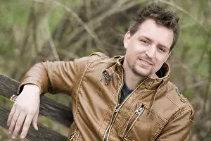 Portrait Of A Man Drucke: Man, 25+, in leather jacket
