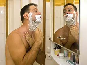 Bathroom Hygiene Tips Drucke: Man in bathroom