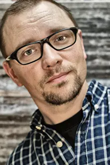 Man In Glasses Drucke: Man with black glasses