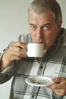 Hot Beverage Drucke: Man drinking coffee