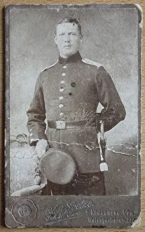 Vintage Military Photographs Drucke: Man in uniform c. 1890, visiting format