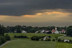 Evening Atmosphere In Bavaria Drucke: Maria Baumgartle with cloudy sky