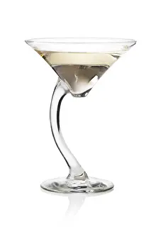 Alcoholic Beverage Studio Shot Drucke: Martini on a white background