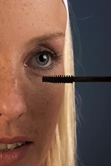 Blue Eyed Beauty Drucke: Mascara
