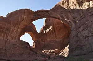 US American Desert Landscape Drucke: Massive double arch, called Double Arch