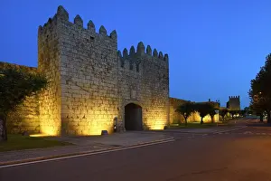 Southern Europe Atmosphere Drucke: Meadow's Gate at twilight