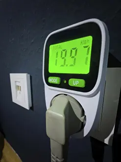 Energy Saving Technology Drucke: Measuring device for power consumption with display