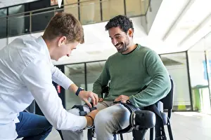 Physical Therapy Assistance Drucke: Mechanical exoskeleton