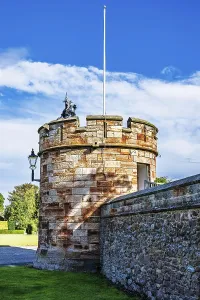 British Tourist Landmarks Drucke: Dirleton Castle & Gardens, Dirleton
