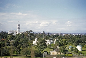Melbourneer Observatorium Gebäude im Vordergrund, dahinter links Government House, Melbourne, Victoria, Australien 1956 Ozeanien.