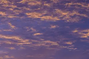 Colorful Landscape Photography Drucke: A mesmerizing view of a tranquil evening sky filled with soft