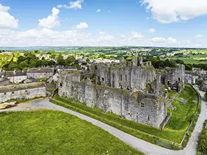 Drone Photography North Yorkshire Drucke: Middleham Castle from a drone, Middleham