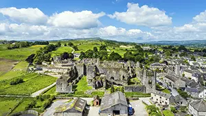 Drone Photography North Yorkshire Drucke: Middleham Castle from a drone, Middleham