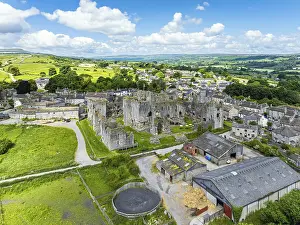 Drone Photography North Yorkshire Drucke: Middleham Castle from a drone, Middleham