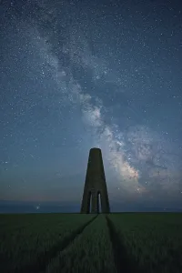 Milky Way Galaxy View Drucke: Milky Way over The Daymark, Devon