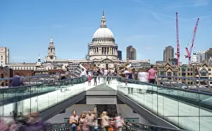 British Contemporary Architecture Drucke: Millenium Bridge and St Paul's Cathedral