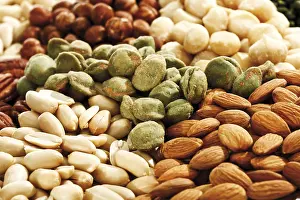 Mixed Nuts Drucke: Mixed nuts, full format, peanuts