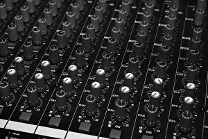 Recording Studio Equipment Drucke: Mixing console