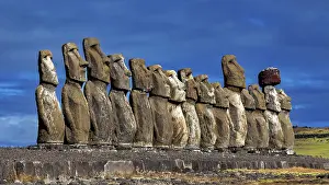 Rapa Nui Island Photography Drucke: Moai statue row against a dramatic blue sky on Easter Island
